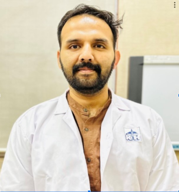  DR.VIGNESWARA <br> BADIKILLAYA